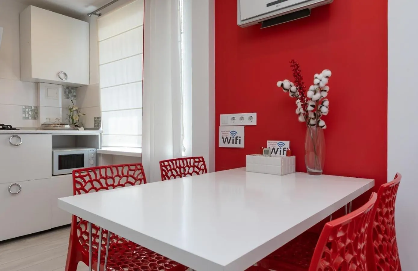 شقة Flat24 On Lesi Ukrainki 3 كييف