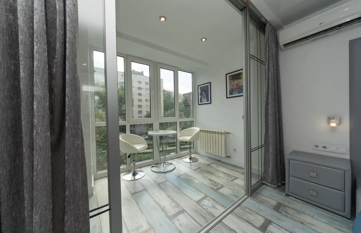 شقة Flat24 On Lesi Ukrainki 3 كييف